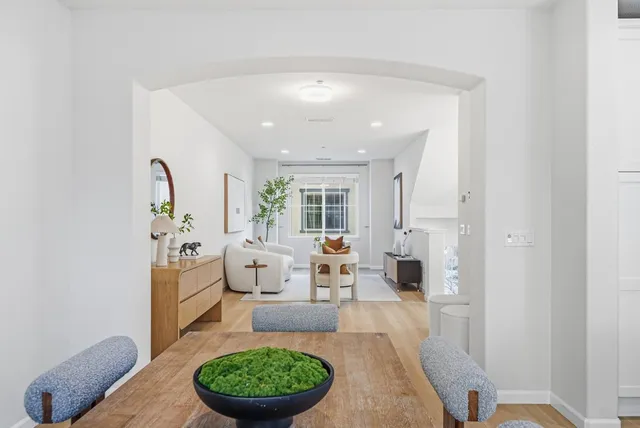 $1,399,900 | 214 Peppermint Tree Terrace, Unit 1, Sunnyvale, CA 94086