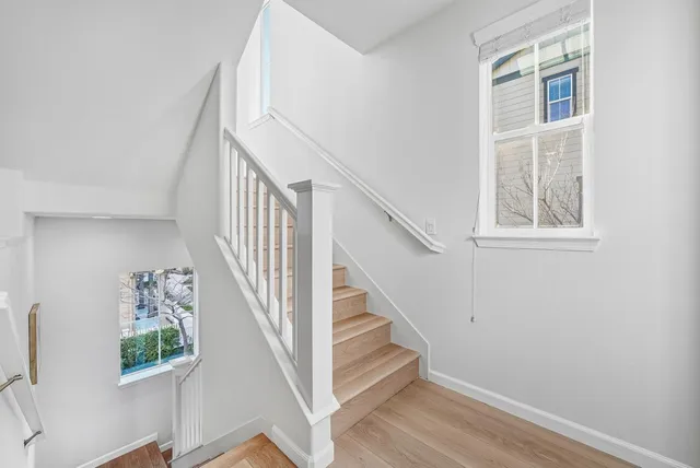 $1,399,900 | 214 Peppermint Tree Terrace, Unit 1, Sunnyvale, CA 94086