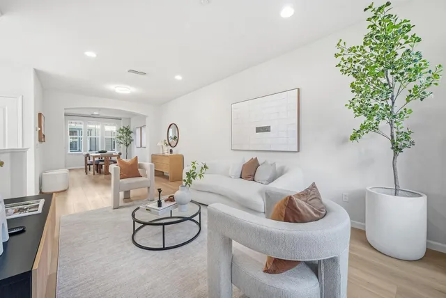 $1,399,900 | 214 Peppermint Tree Terrace, Unit 1, Sunnyvale, CA 94086