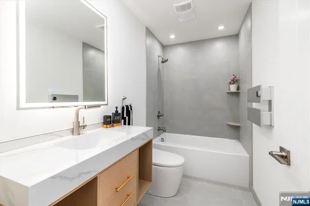 $1,775,000 | 145 Midwood Road, Glen Rock, NJ 07452