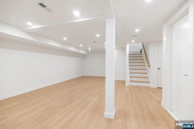 $1,775,000 | 145 Midwood Road, Glen Rock, NJ 07452