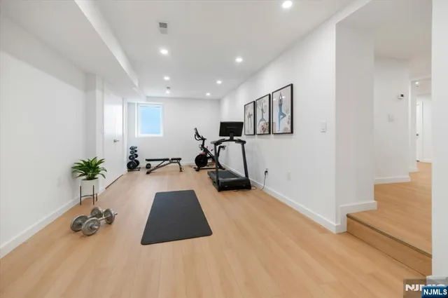 $1,775,000 | 145 Midwood Road, Glen Rock, NJ 07452