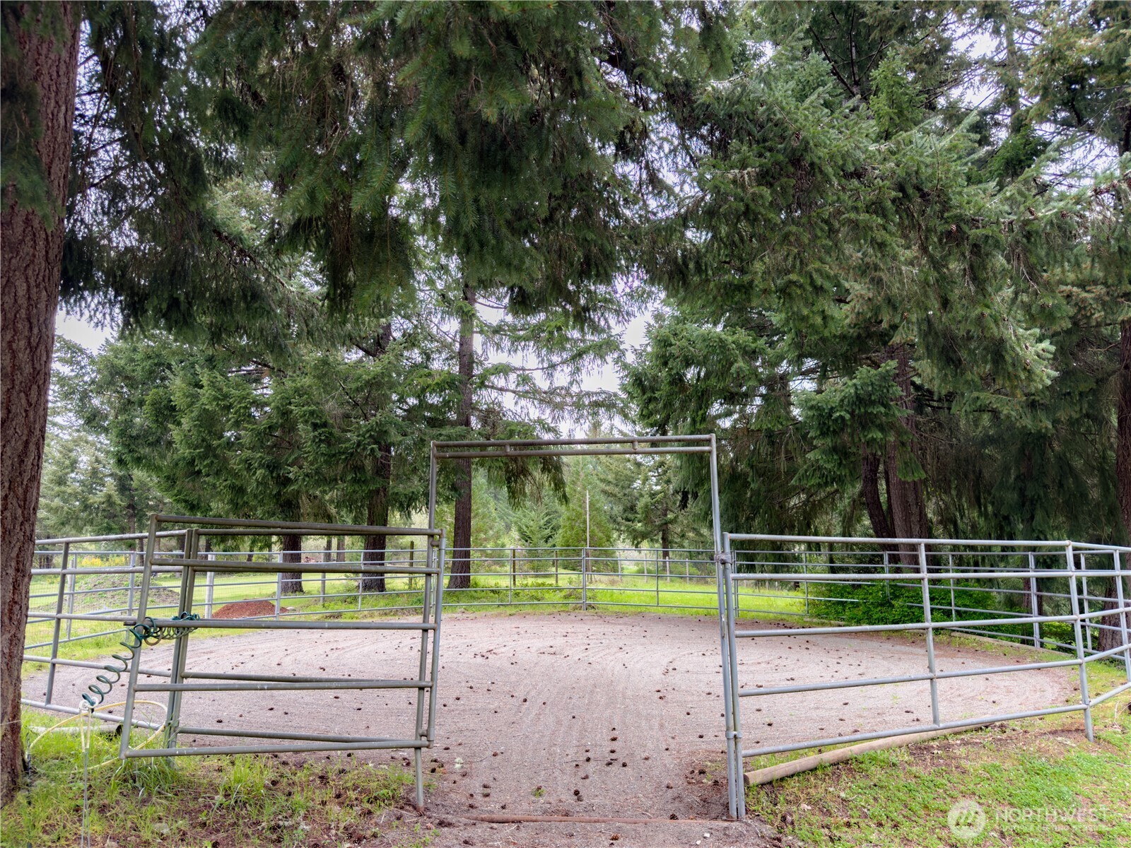 5010 Offut Lake Road Southeast Tenino, WA 98589 - Photo 22 of 33