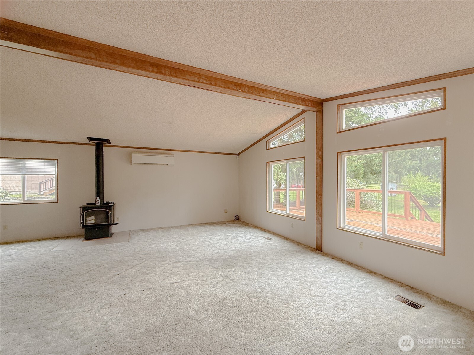 5010 Offut Lake Road Southeast Tenino, WA 98589 - Photo 10 of 33