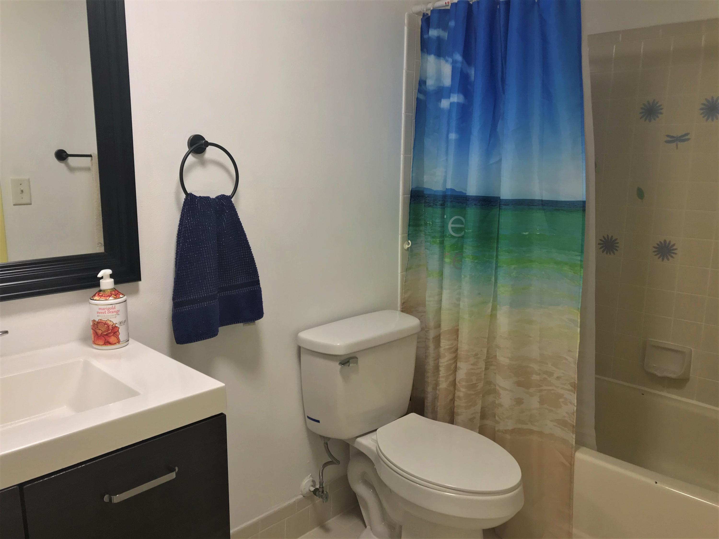 9480 Boca Cove Circle, Unit 409 Boca Raton, FL 33428 - Photo 8 of 17 IMG_8811