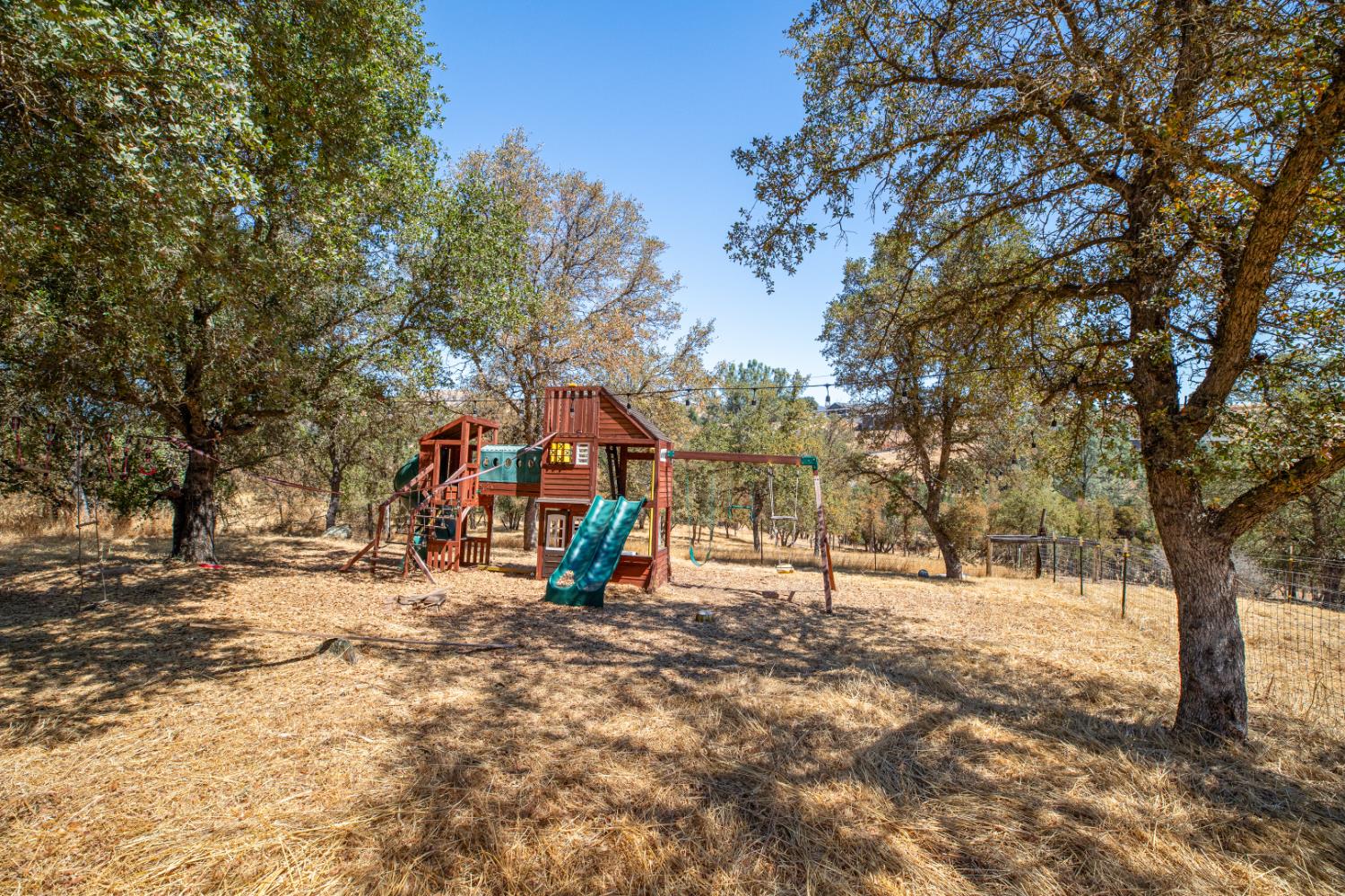 2384 Choctaw Road Copperopolis, CA 95228 - Photo 44 of 53 a view of outdoor space with trees