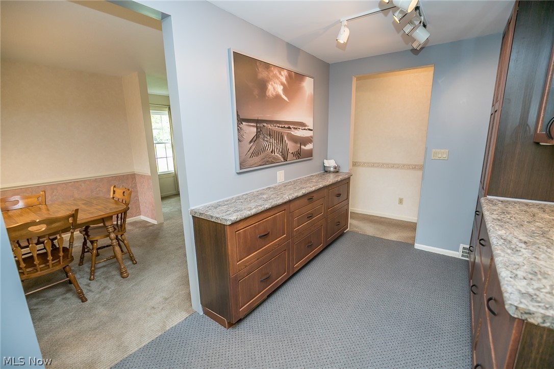 935 Gulf Road Elyria, OH 44035 - Photo 20 of 35 Gallery Image 20