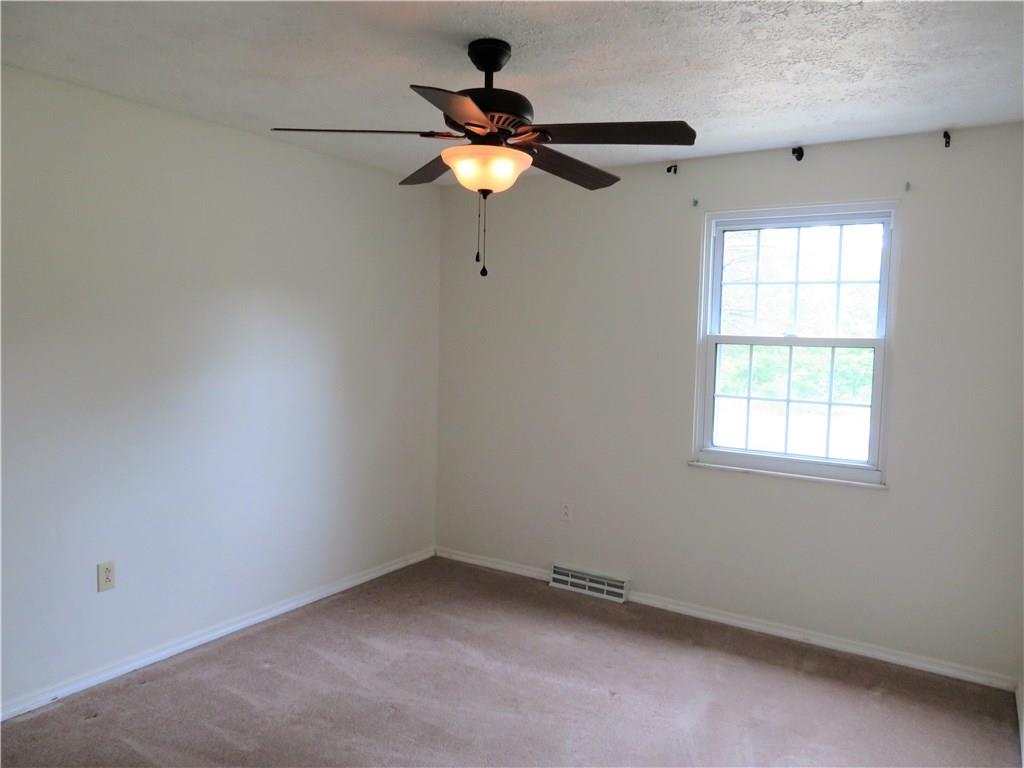 384 Golden Grove Road Baden, PA 15005 - Photo 14 of 22