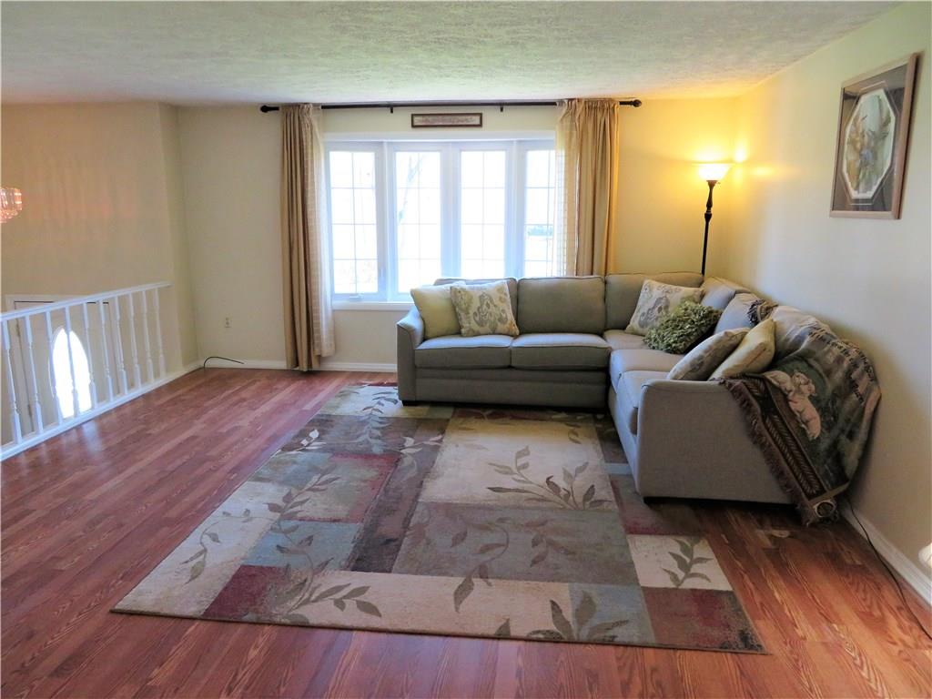 384 Golden Grove Road Baden, PA 15005 - Photo 3 of 22