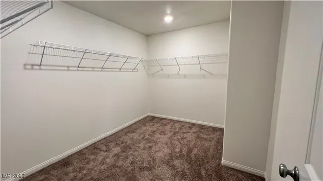 $2,595 | 8679 Glen Echo Avenue, Las Vegas, NV 89148