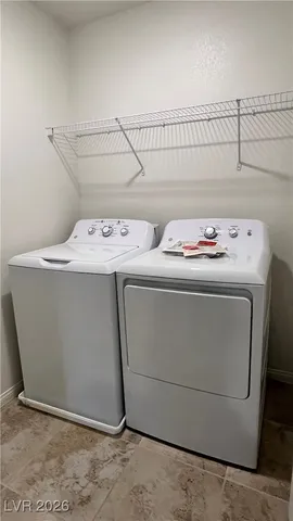 $2,595 | 8679 Glen Echo Avenue, Las Vegas, NV 89148