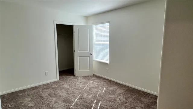 $2,595 | 8679 Glen Echo Avenue, Las Vegas, NV 89148