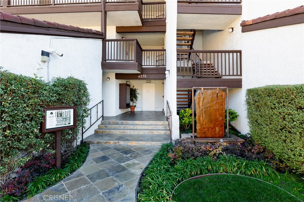6275 Canoga Avenue, Unit 72, Woodland Hills, CA 91367 Compass