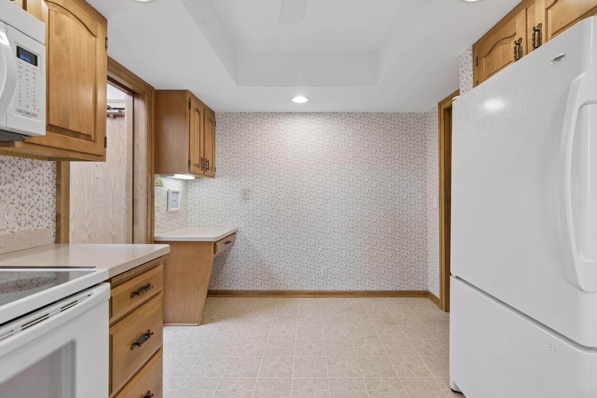 8430 Pennsylvania Road, Unit 311 Bloomington, MN 55438 - Photo 20 of 75