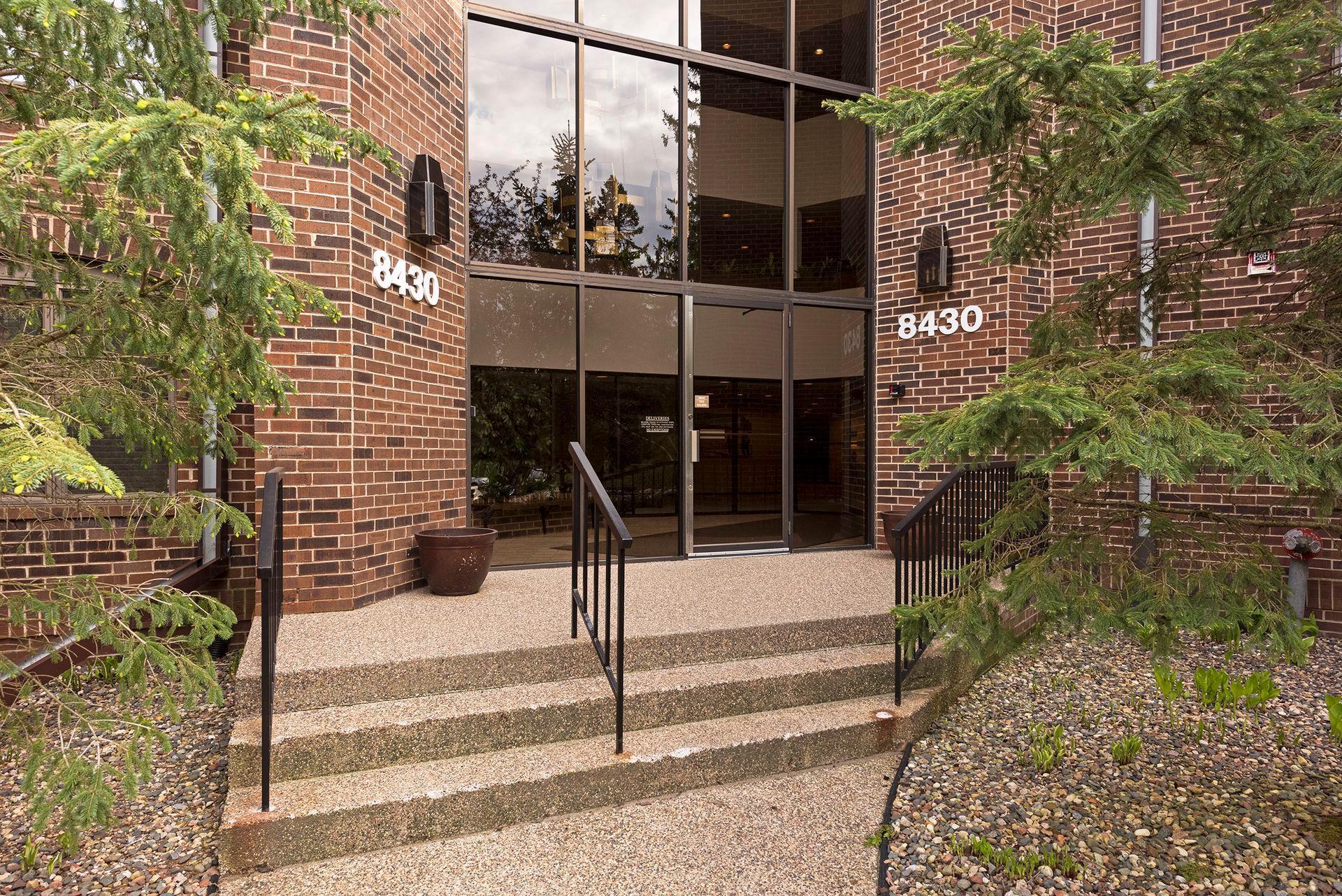 8430 Pennsylvania Road, Unit 311 Bloomington, MN 55438 - Photo 4 of 75