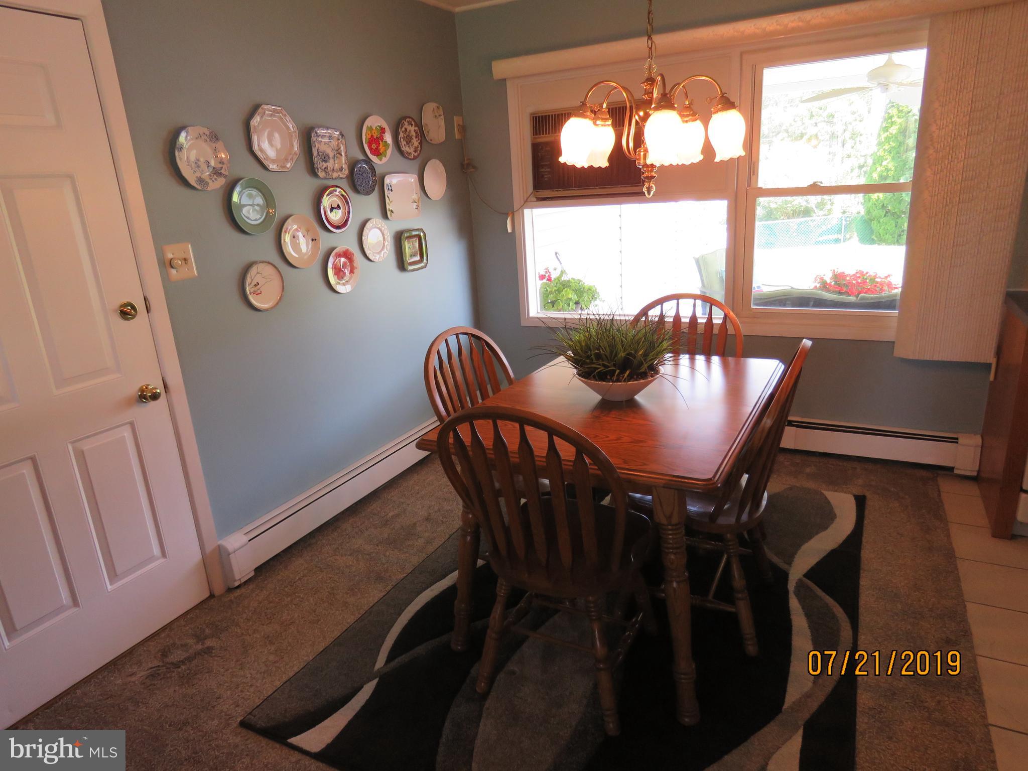 50 Quail Road Levittown, PA 19057 - Photo 4 of 18 Dining area