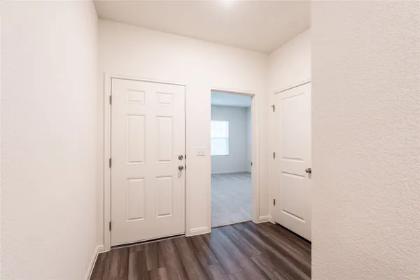 $1,950 | 144 Mullen Way, Taylor, TX 76574