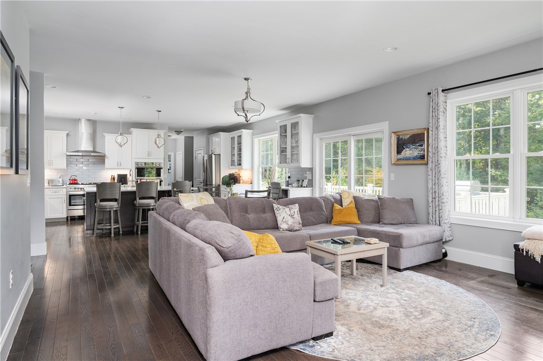 93 Cedar Forest Road Smithfield, RI 02917 - Photo 11 of 47