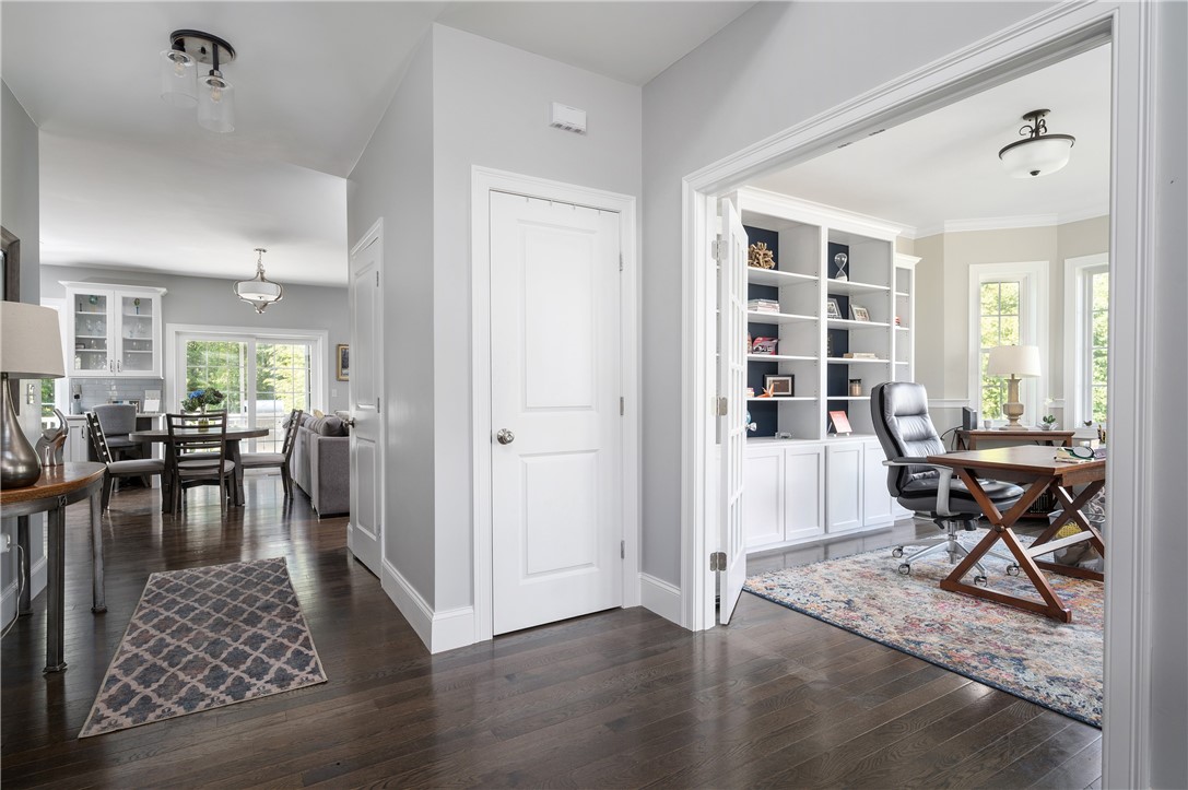 93 Cedar Forest Road Smithfield, RI 02917 - Photo 19 of 47