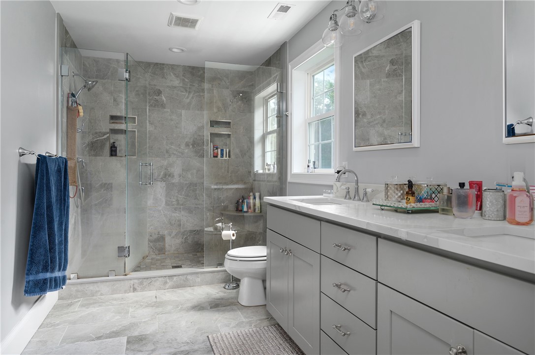 93 Cedar Forest Road Smithfield, RI 02917 - Photo 24 of 47