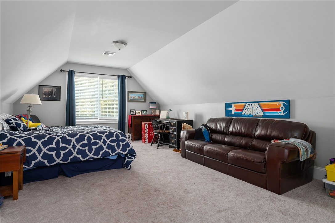 93 Cedar Forest Road Smithfield, RI 02917 - Photo 25 of 47