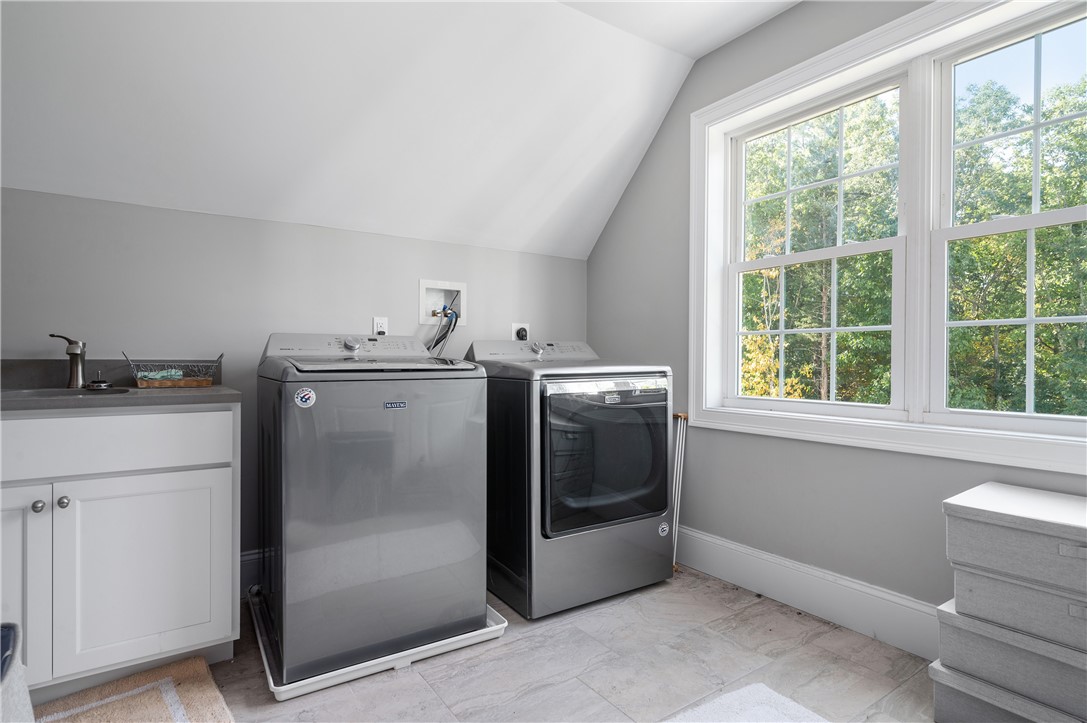93 Cedar Forest Road Smithfield, RI 02917 - Photo 31 of 47 2nd floor laundry room