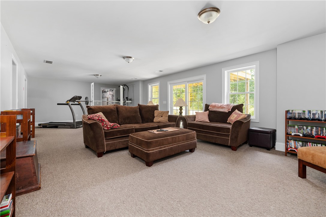 93 Cedar Forest Road Smithfield, RI 02917 - Photo 34 of 47