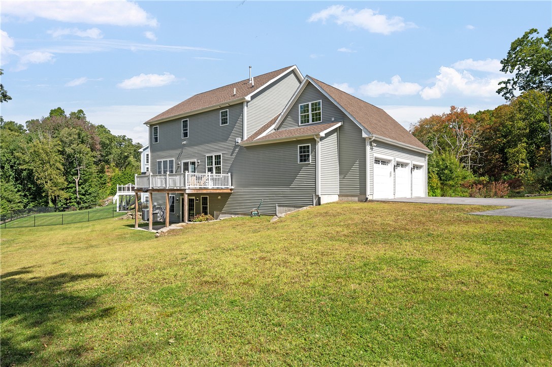 93 Cedar Forest Road Smithfield, RI 02917 - Photo 37 of 47