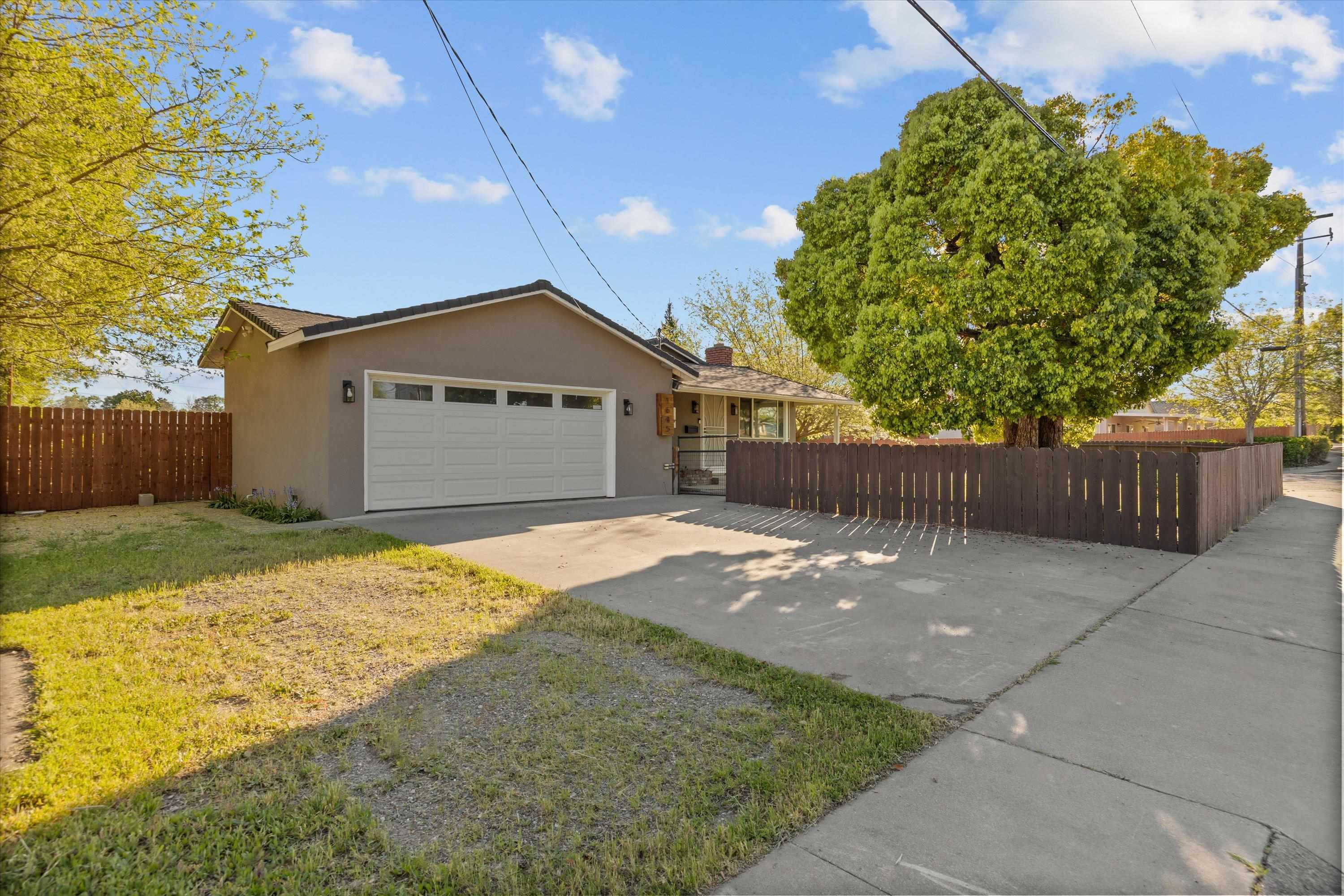 1645 Aloha Street Red Bluff, CA 96080 - Photo 1 of 30