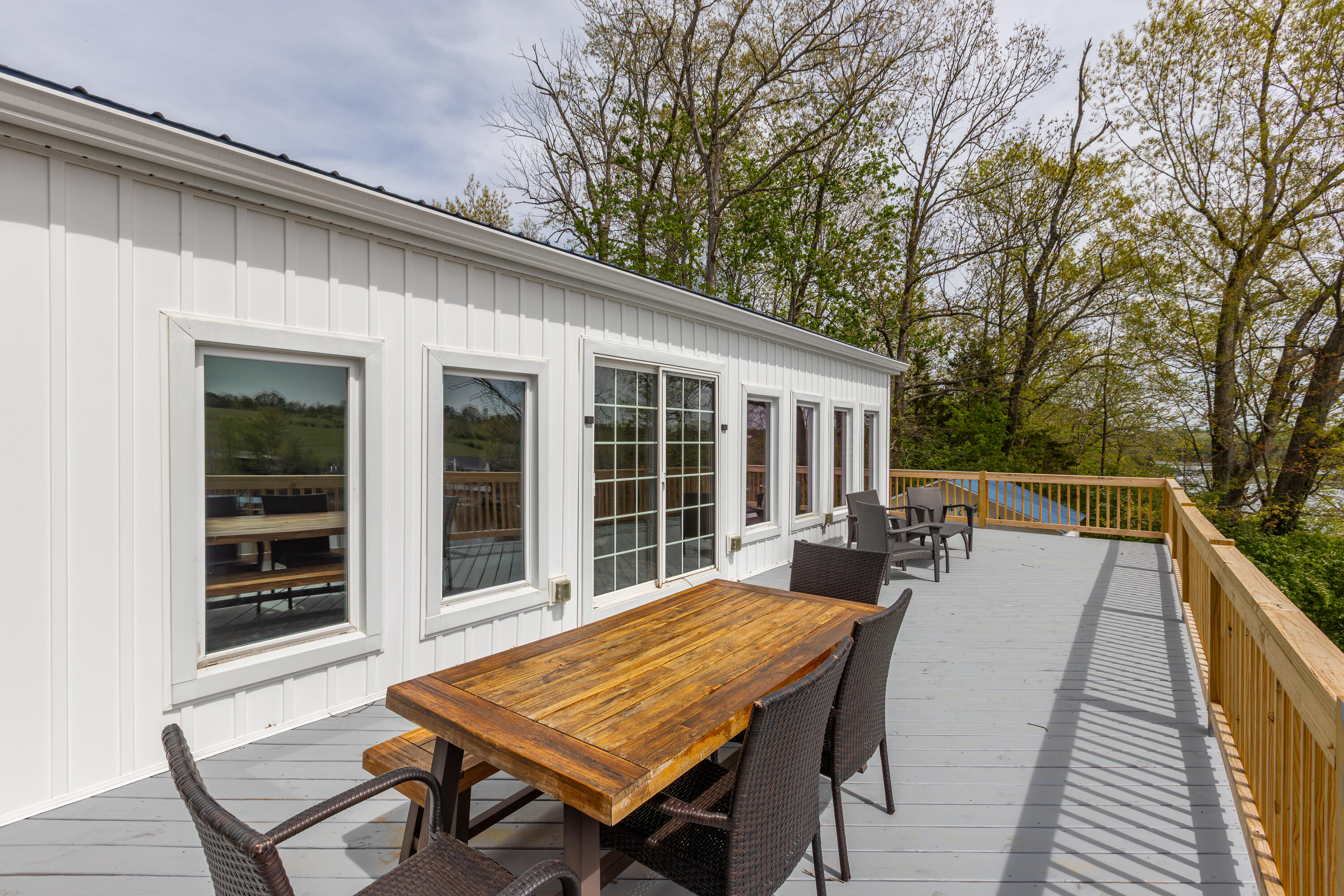 178 Lakeview Point Road Harrodsburg, KY 40330 - Photo 32 of 37 Deck