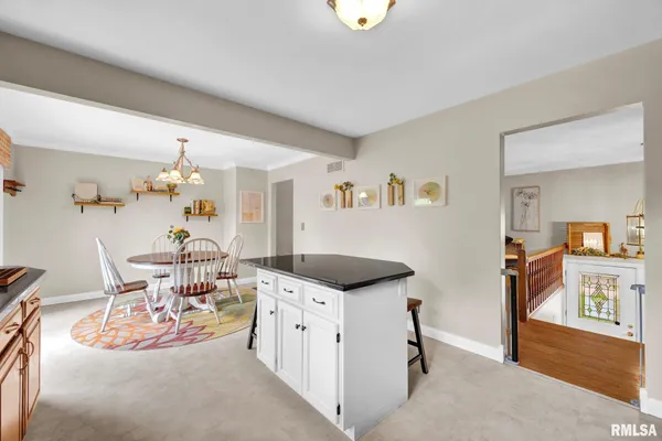 $225,000 | 1604 West Devereux Drive, Peoria, IL 61614