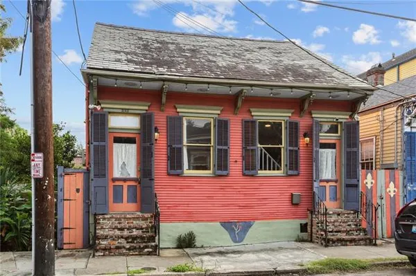 $1,600 | 3145 Dauphine Street, New Orleans, LA 70117