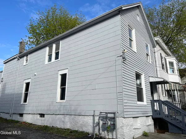 $369,000 | 683 State Street, Albany, NY 12203