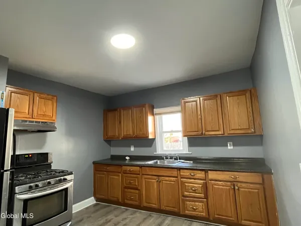 $369,000 | 683 State Street, Albany, NY 12203