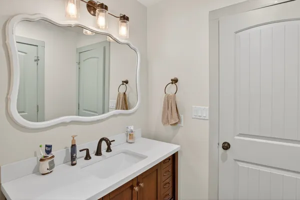 $839,000 | 360 Darwin Drive, Bertram, TX 78605