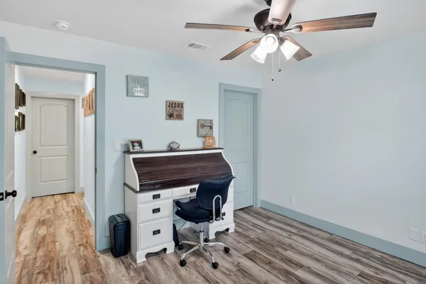 $839,000 | 360 Darwin Drive, Bertram, TX 78605