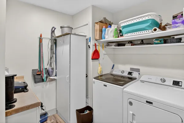 $839,000 | 360 Darwin Drive, Bertram, TX 78605