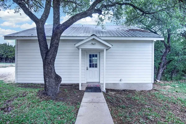 $839,000 | 360 Darwin Drive, Bertram, TX 78605