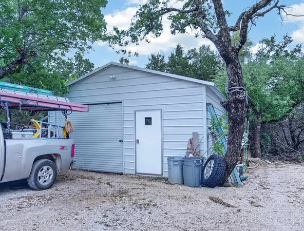 $839,000 | 360 Darwin Drive, Bertram, TX 78605