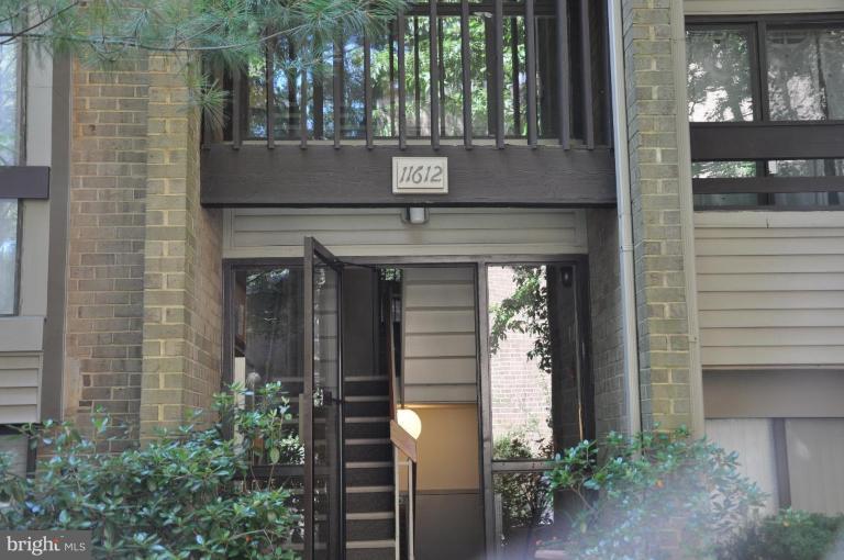 11612 Ivystone Court, Unit 5/300 Reston, VA 20191 - Photo 1 of 11 Exterior (Main)