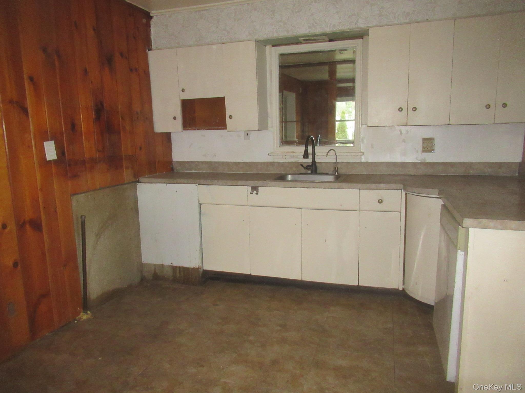 162 Osborne Hill Road Fishkill, NY 12524 - Photo 6 of 11 a bathroom with a sink and a mirror