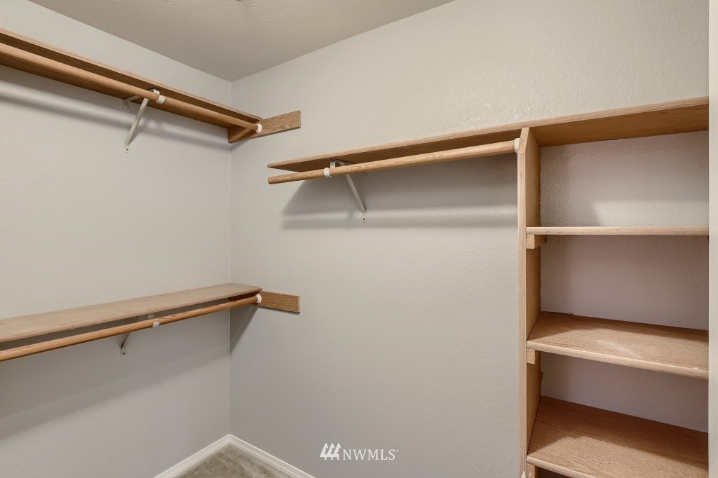 19410 Bothell Way Northeast, Unit D202 Bothell, WA 98011 - Photo 21 of 26 a view of room