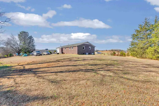 $334,900 | 310 State Rd S-42-607, Woodruff, SC 29388