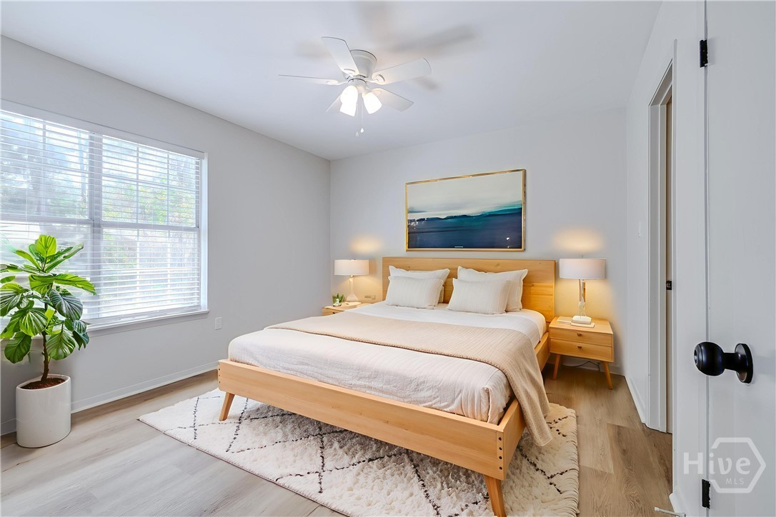 401 North Cromwell Road, Unit T5 Savannah, GA 31410 - Photo 12 of 31 Virtually staged bedroom