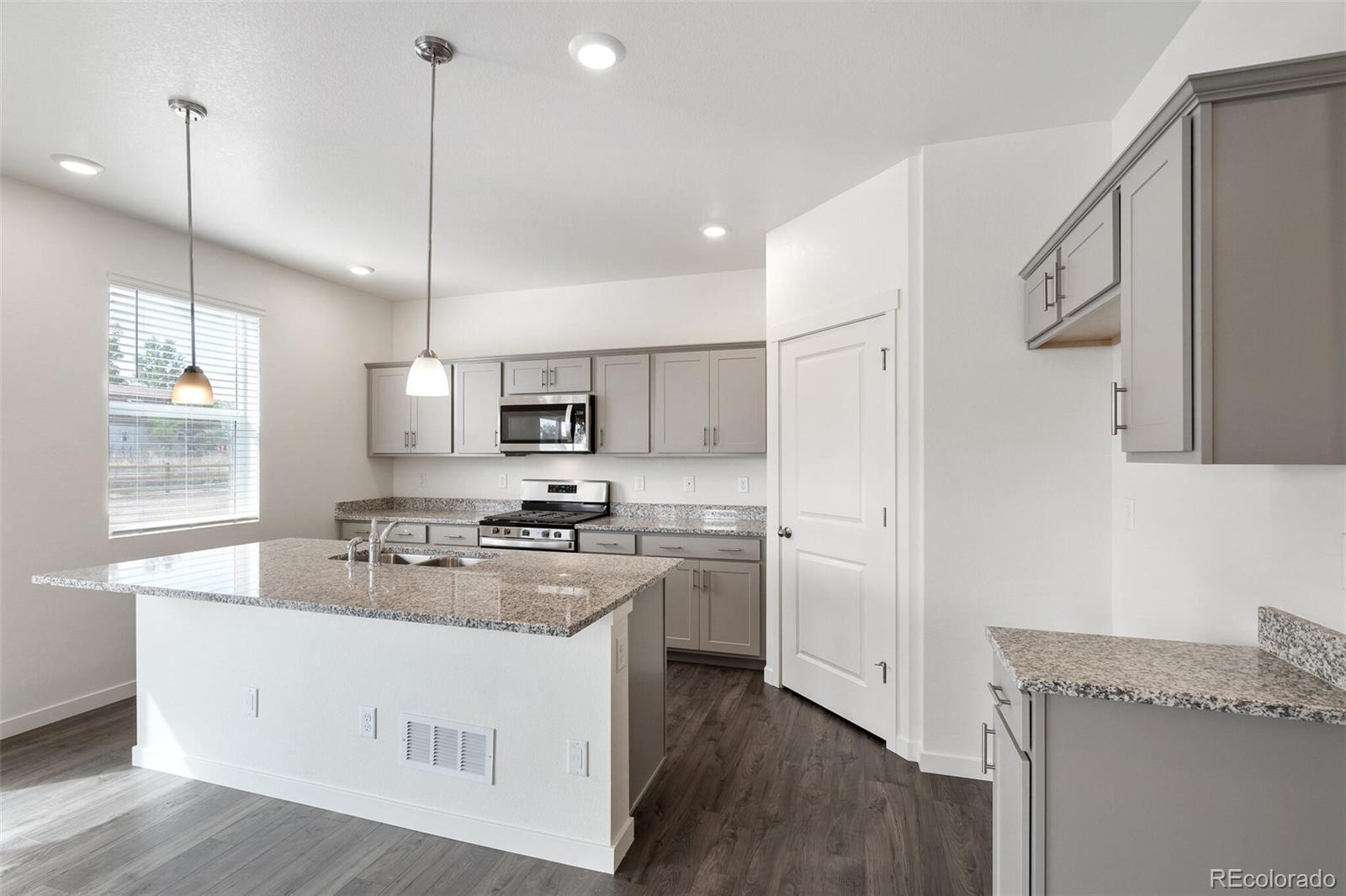 3205 Belleville Ridge Road Elizabeth, CO 80107 - Photo 9 of 30 Gallery Image 9