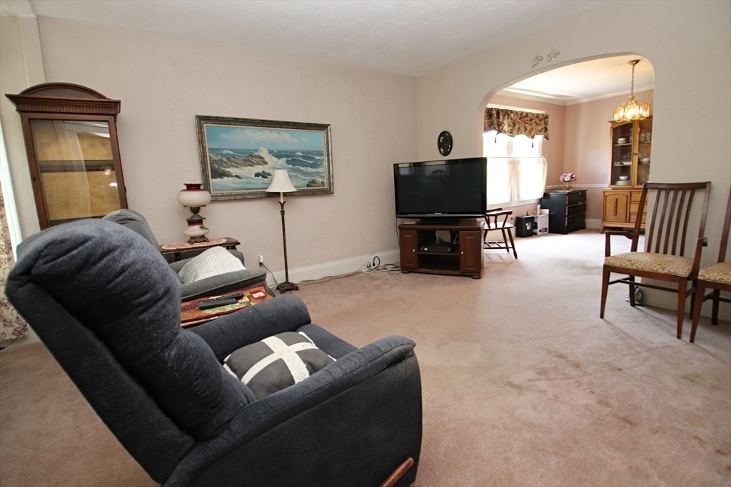 116 Main Street Saugus, MA 01906 - Photo 14 of 38