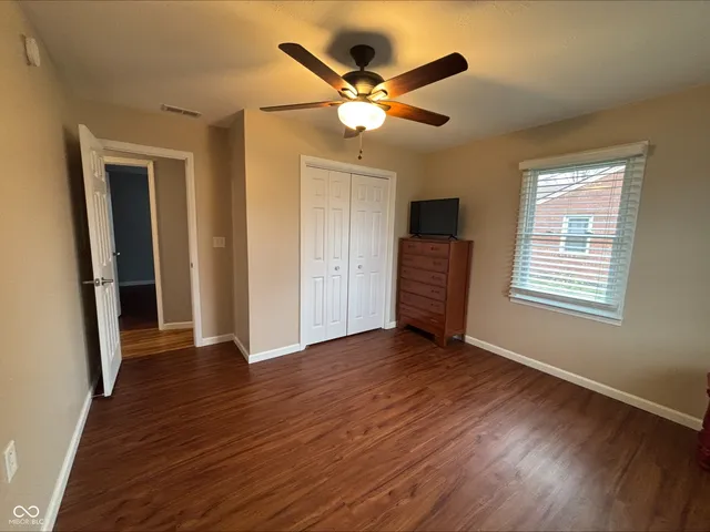 $295,000 | 950 Cottonwood Drive, Columbus, IN 47203