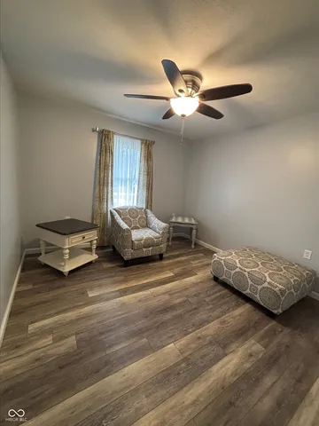 $295,000 | 950 Cottonwood Drive, Columbus, IN 47203