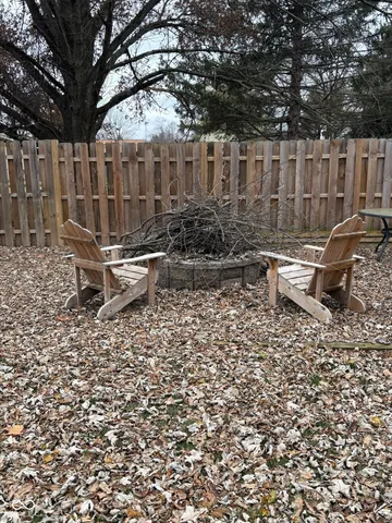 $295,000 | 950 Cottonwood Drive, Columbus, IN 47203