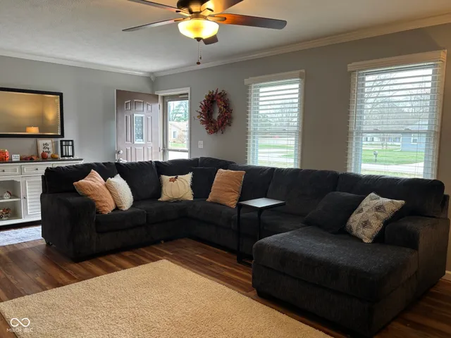 $295,000 | 950 Cottonwood Drive, Columbus, IN 47203